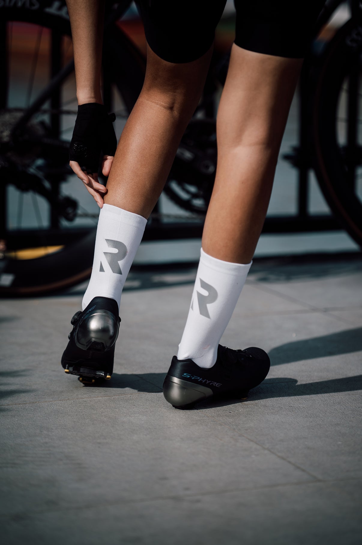 Essential Socks - White